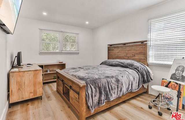 21905 Viscanio Road - 21905 Viscanio Road, Los Angeles, CA 91364