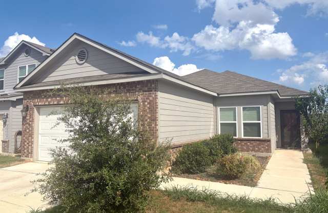 3BD 2BA in Converse Gallery 3