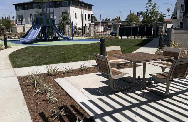 9535 Hannah Way photos photos