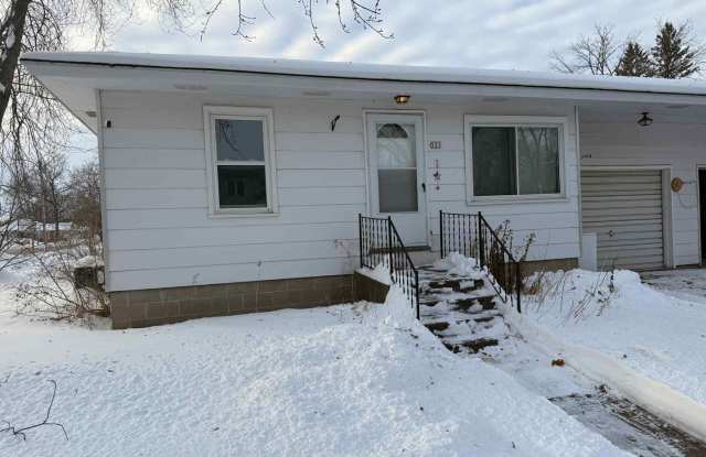 2 Bedroom Duplex - 521 2nd Street, Port Edwards, WI 54469