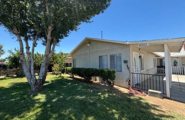 Charming West Lancaster Duplex photos photos Charming West Lancaster Duplex photos photos