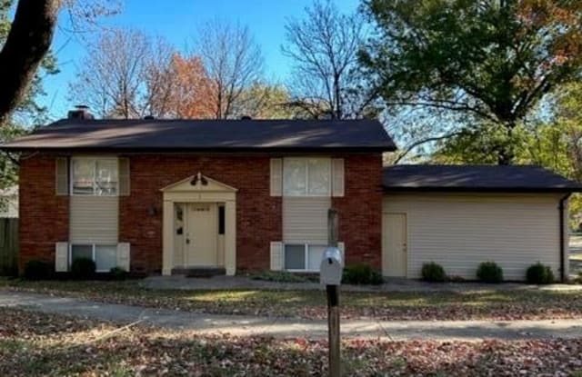 1 Braquewood Court - 1 Braquewood Court, Manchester, MO 63021
