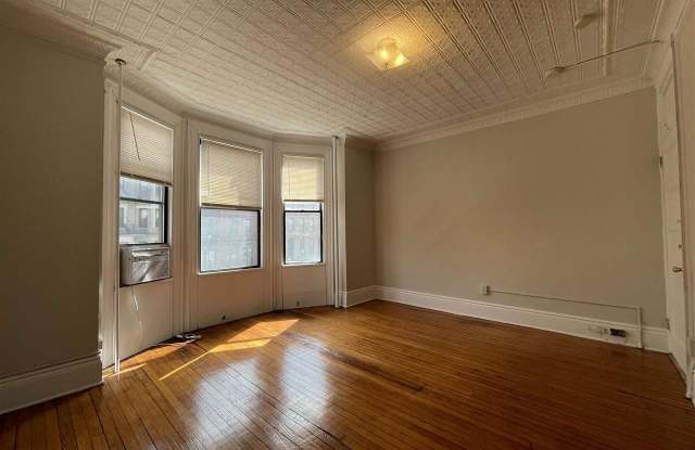 1124 WASHINGTON ST photos photos