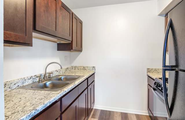 Mercury West Apartments Gallery 3
