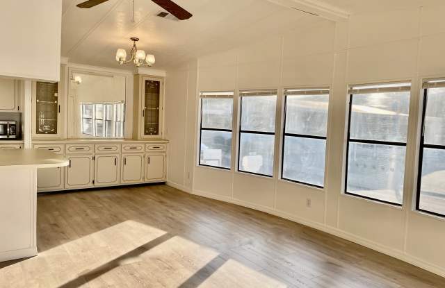 100 Hampton Rd photos photos