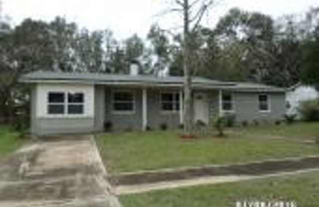 6818 Medellin Ct Gallery 2