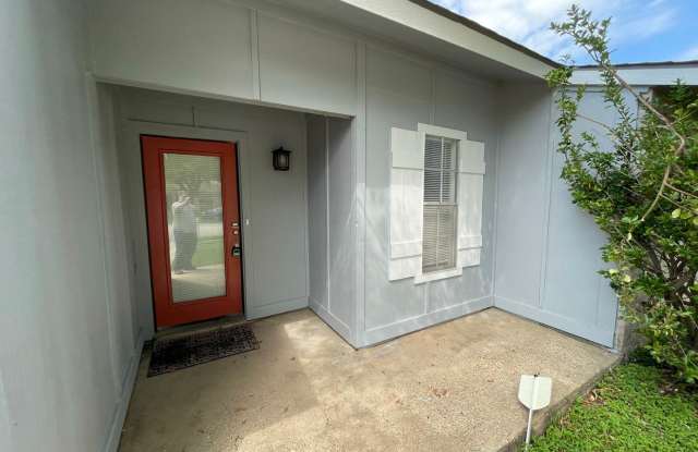 1010 WAYNE DR Gallery 3