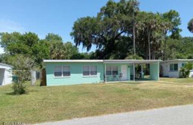 554 Jacobsen Ave photos photos