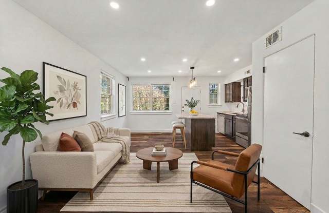 37 Faris Cir. Gallery 1