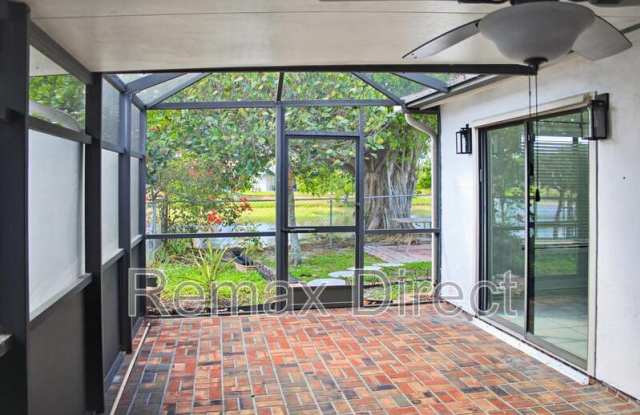 4567 Brook Drive Gallery 3
