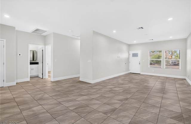 4078 Welter Avenue Gallery 2