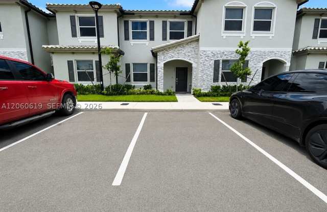 126 SE 11th Ct Gallery 1
