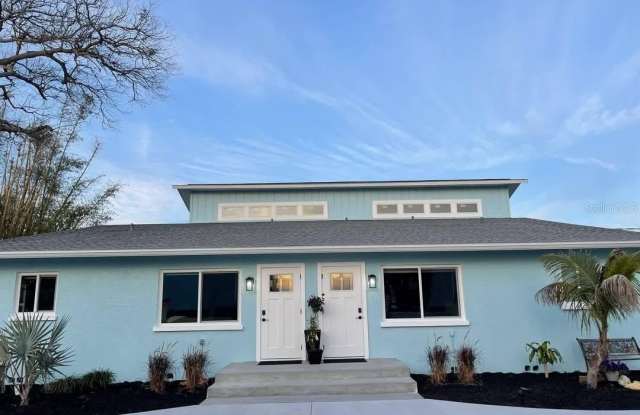 3155 WATERSIDE DRIVE photos photos