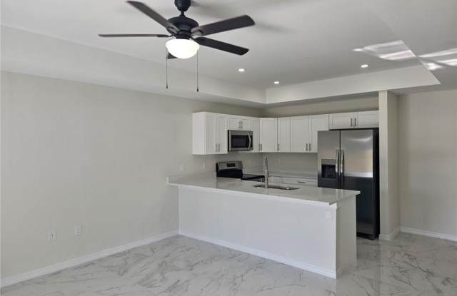399 Carrillon Avenue S Gallery 4