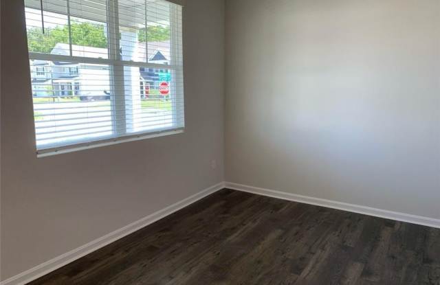 5138 Duxbury Road Gallery 3