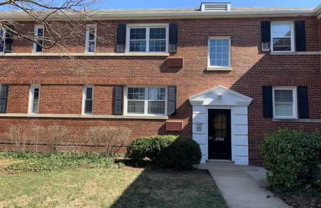 4364 N Pershing Dr Unit 4 Gallery 2