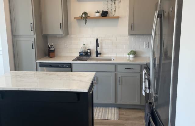 7507 S 75th Dr photos photos