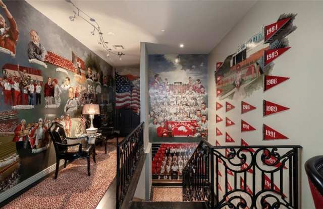 401 W Watson Street photos photos