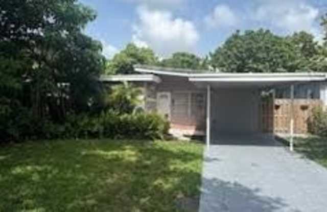 1737 NE 17 Terrace - 1737 Northeast 17th Terrace, Fort Lauderdale, FL 33305