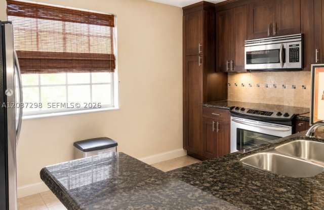 3545 Magellan Cir Gallery 3