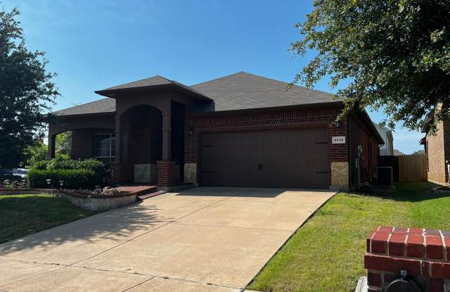 4536 Red Robin Court - 4536 Red Robin Court, Fort Worth, TX 76244