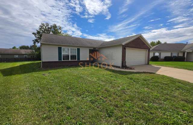 UNDER MARKET RENT 3BR HOME - MOVE-IN SPECIAL AND SHORT-TERM FLEXIBILITY AVAILABLE Gallery 3