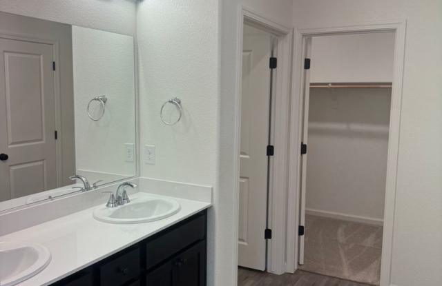 Modern 4-Bedroom New Build in Hughson – Built 2024 photos photos