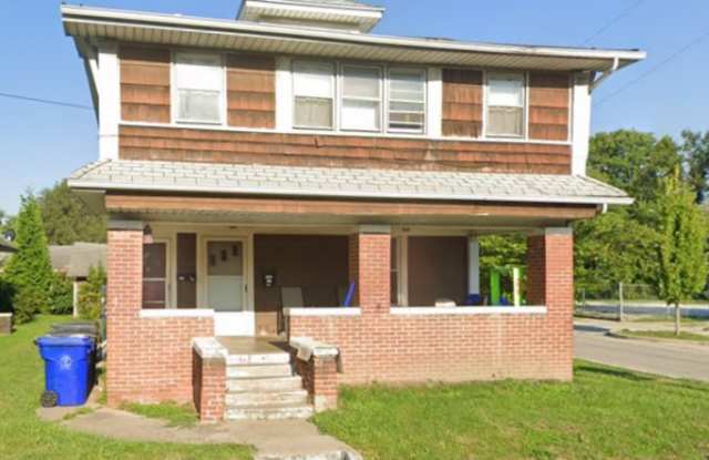 225 N. Philips St. photos photos