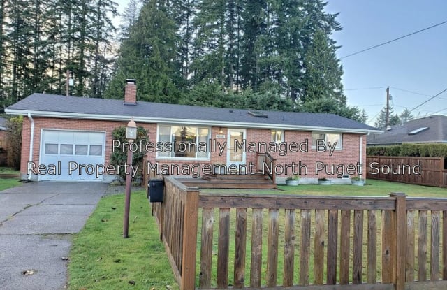 4816 College Ave - 4816 College Avenue, Everett, WA 98203