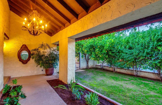 5704 N SCOTTSDALE Road Gallery 2