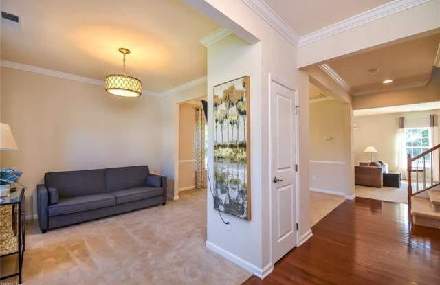 78 Old Pond Court Gallery 3