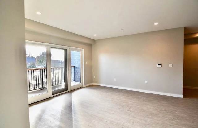 120 Savin Hill Ave Unit 306 - 120 Savin Hill Avenue, Boston, MA 02125