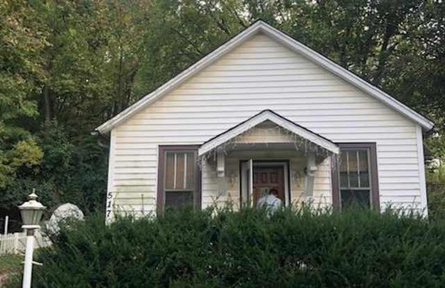517 W Graham Avenue photos photos