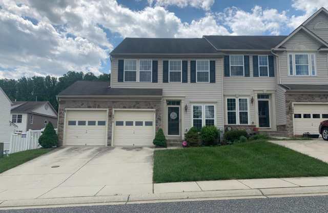 Beautiful 3bd 3.5bth end of group garage townhome that feels like a single family home in Monmouth Meadows. - 2910 Lomond Place, Bel Air South, MD 21009