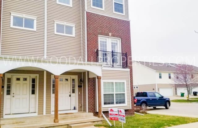 9140 Greenspire Drive #117 - 9140 Greenspire Drive, West Des Moines, IA 50266