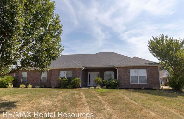 2303 Roslyn Ct - 2303 Roslyn Court, Columbia, MO 65203