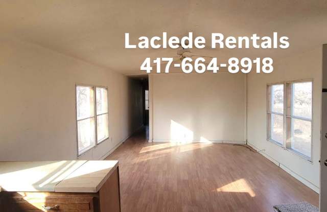 3 BEDROOM 2 BATHROOM MOBILE HOME FOR RENT - 32447 Odessa Drive, Laclede County, MO 65536