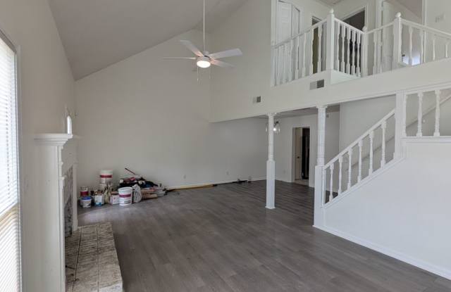 Renovated 3BR with Large Fenced Yard and Lots of Light photos photos Renovated 3BR with Large Fenced Yard and Lots of Light photos photos