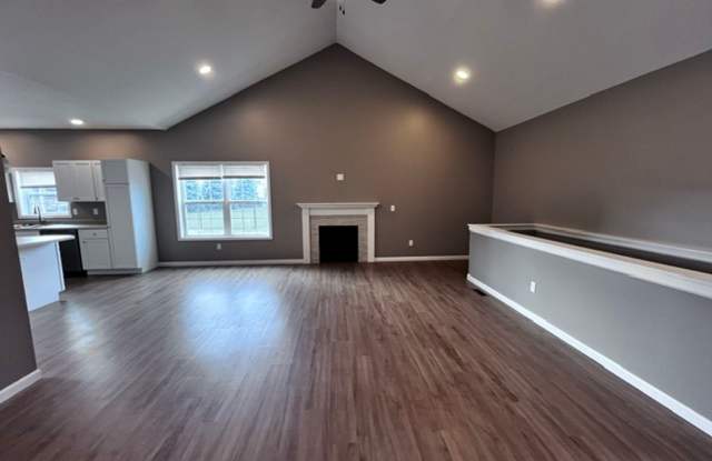 Just Completed NEW Build - A Spacious 3 Bedroom, 2 Bath Duplex with oversized 2 car attached garage for Rent in Washington, IL in Trails Edge Subdivision. Gallery 4