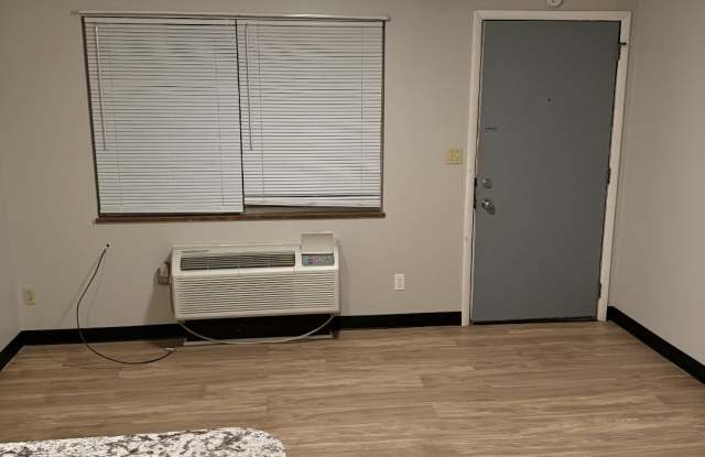 1208-1/2 Main Ave.Unit B - 1208 Main Avenue, Nitro, WV 25143