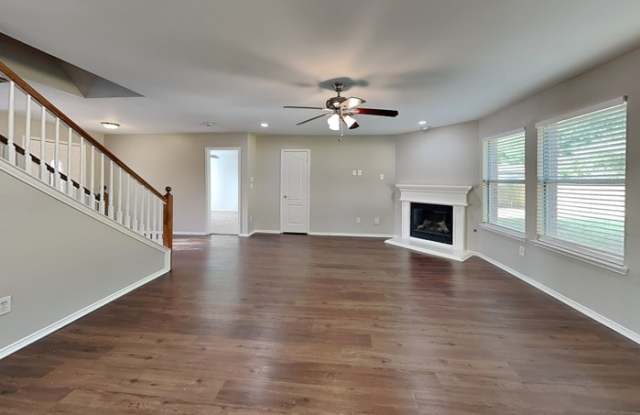 1325 Forest Creek Gallery 4