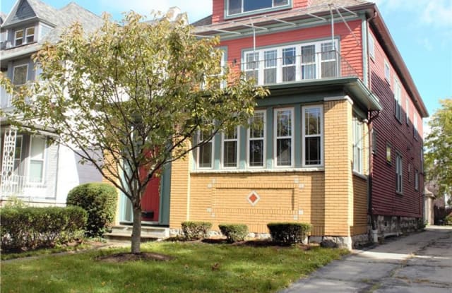 699 Columbus Parkway - 699 Columbus Parkway, Buffalo, NY 14213