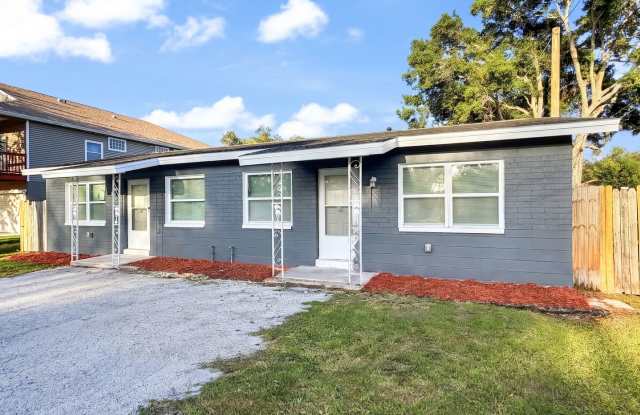 Must See This Completely Renovated Duplex in the Heart of Gulfport! 2bed | 1bath photos photos Must See This Completely Renovated Duplex in the Heart of Gulfport! 2bed | 1bath photos photos