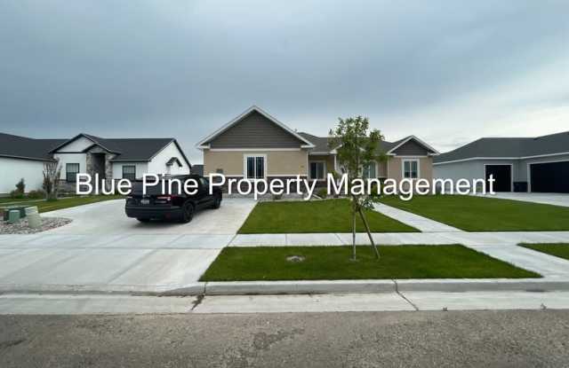 705 Wilshire Place photos photos