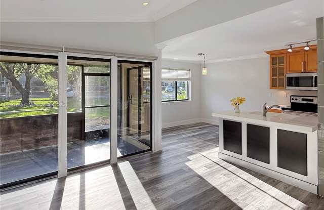 9766 SW 138th Ave photos photos