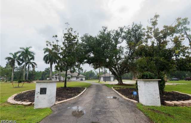 15200 Sweetwater Court Gallery 4