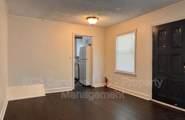 11108 Bennington Ave Gallery 3