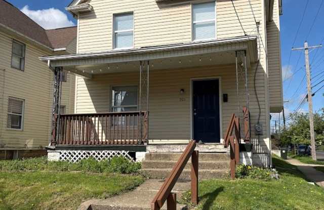 Three bedroom one bathroom home for rent photos photos