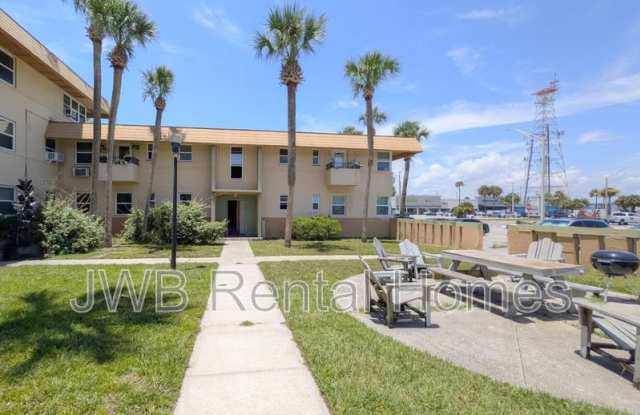 226 16th Ave N - 226 16th Avenue North, Jacksonville Beach, FL 32250