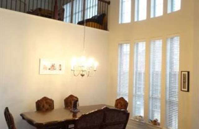 12512 Godfrey Drive Gallery 2